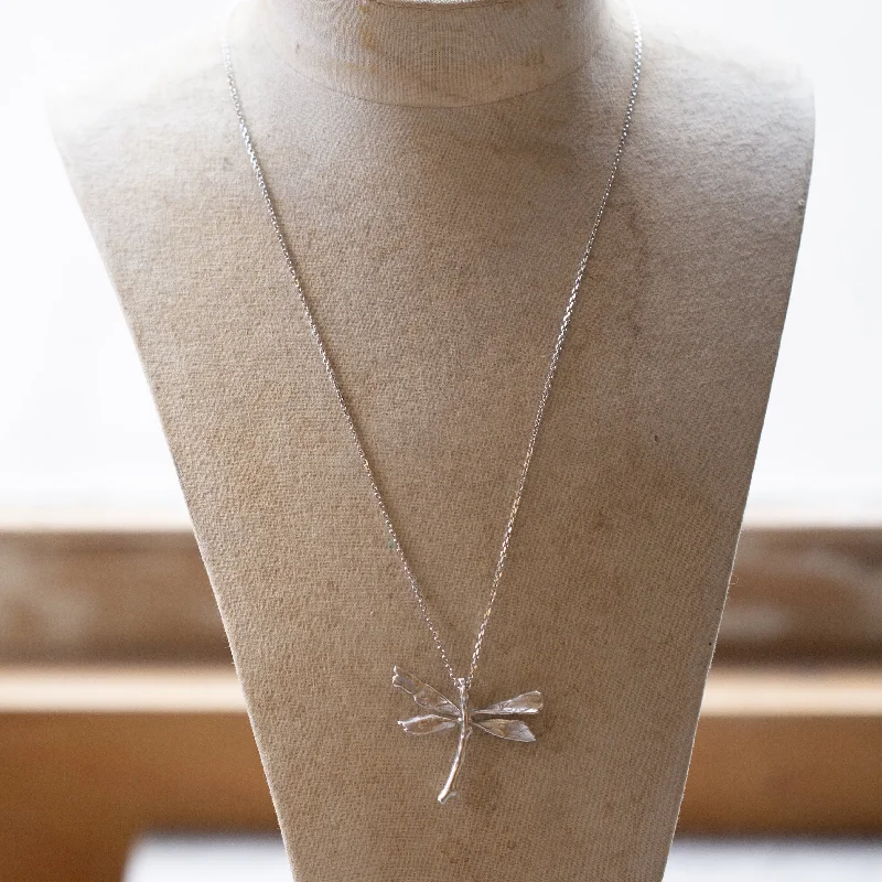 Nostalgic retro necklaces -Silver Dragonfly Pendant Necklace