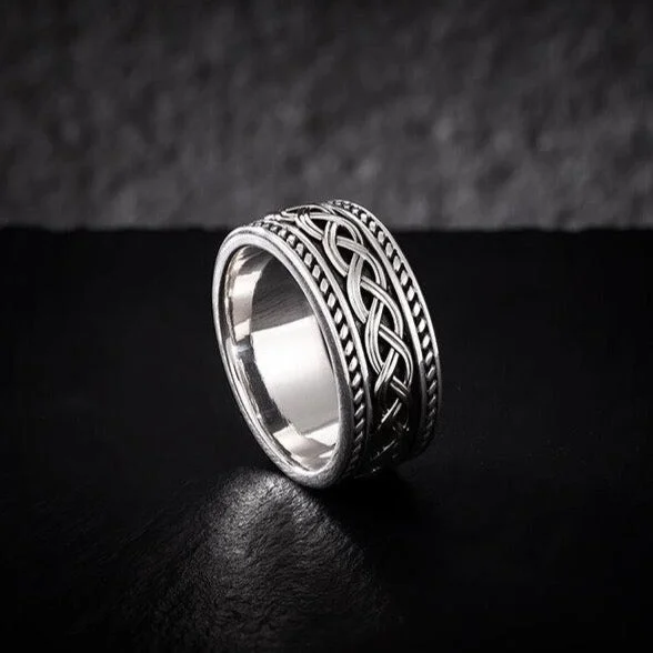 Ladies Rings with Rust Brookite-Gents Silver Celtic Knot Ring