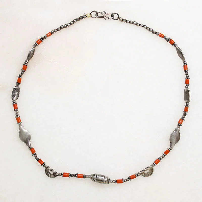 Baroque richness necklaces -Moroccan Silver & Coral Bead Necklace