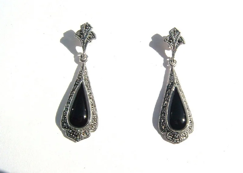 Ladies Earrings Open Spark-Teardrop Black Onyx Earrings