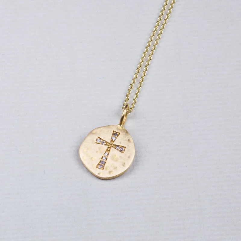 Uplifting flair necklaces -14ct Gold Diamond Cross Pendant Necklace