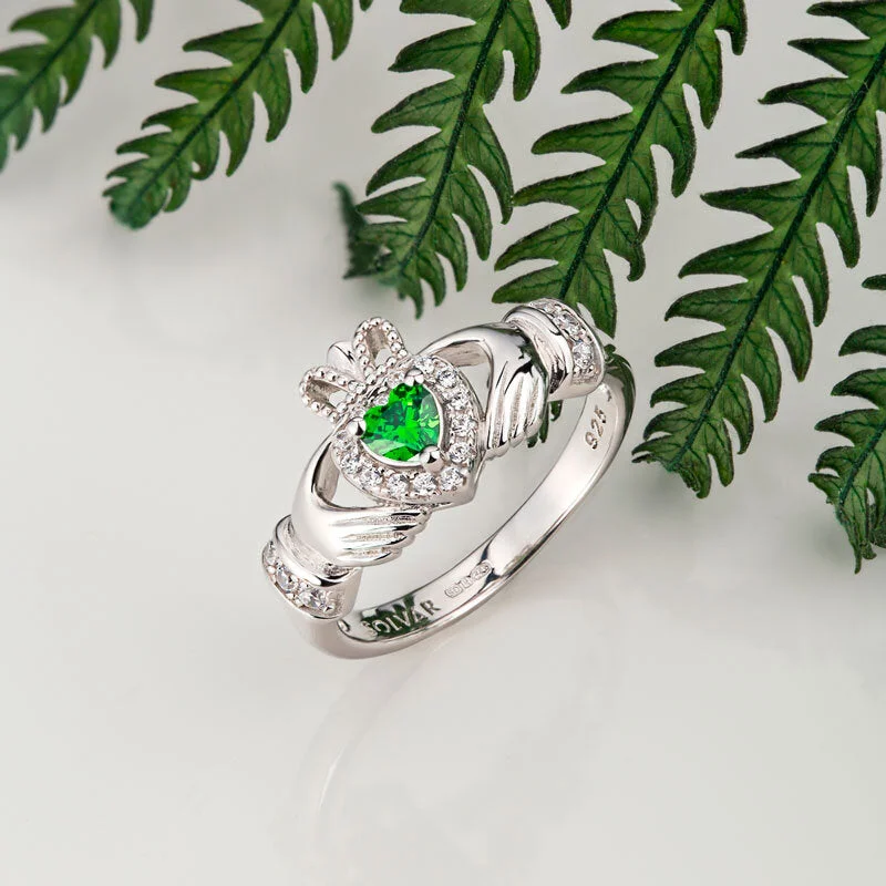 Ladies Rings Petite Shine-Solvar Silver Green Heart Claddagh Ring