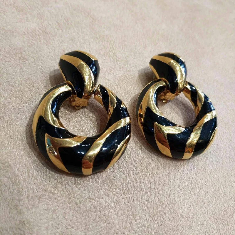 Ladies Earrings for Volunteer Spark-Black Gold Enamel Ciner Earrings