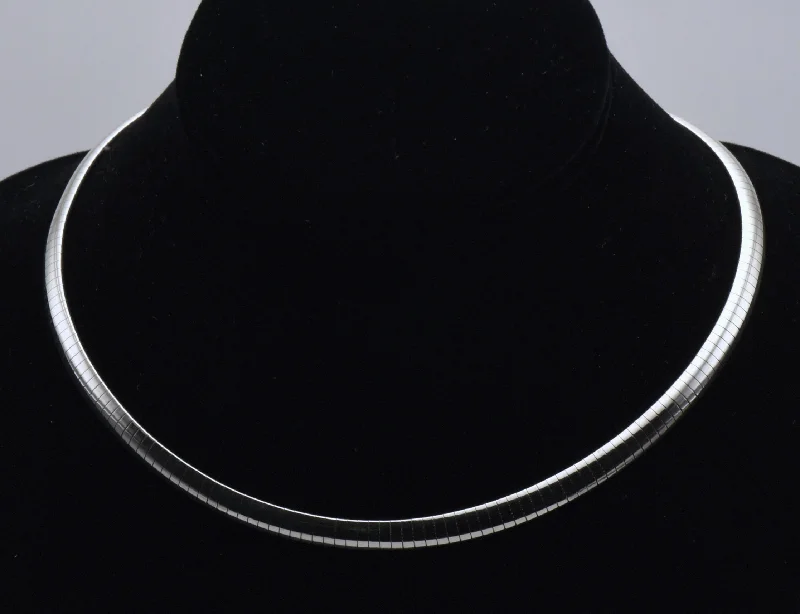 Explorer gleam necklaces -Milor - Vintage Italian Sterling Silver Omega Link Chain Necklace - 16.25"