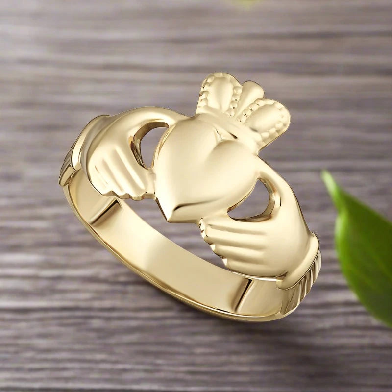 Ladies Rings with Jade Shine-10K Gold Ladies Claddagh Ring