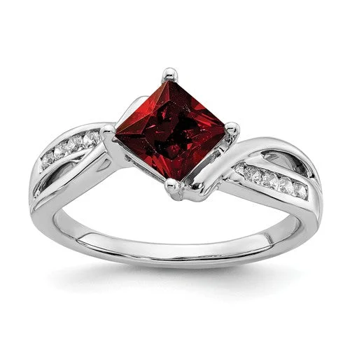 Ladies Rings for Bestie Shine-14k White Gold Garnet Square and Diamond Ring